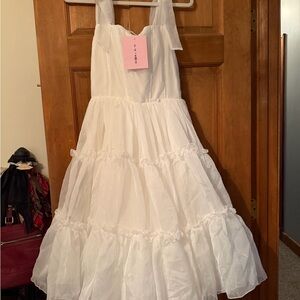 Elegant White Midi Dress